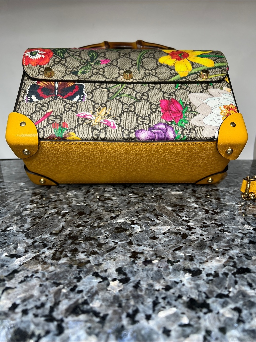 Gucci GG Flora Small Padlock Bamboo Bag Floral Coated Canvas and Yellow Leather - Picture 7 of 16